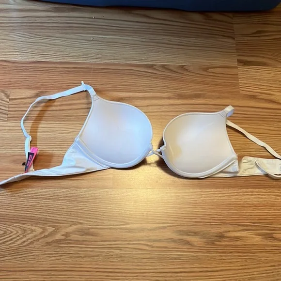 32C bra - Picture 3 of 5